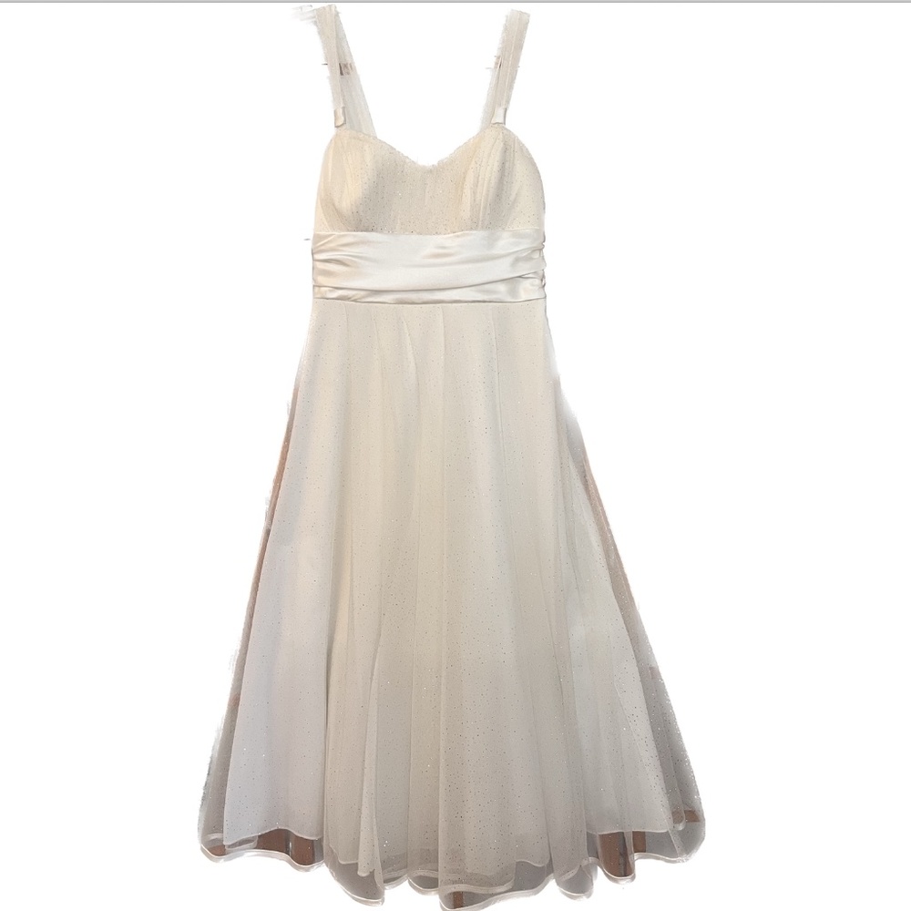 Junior girl's ivory and white graduation dress, size 3
